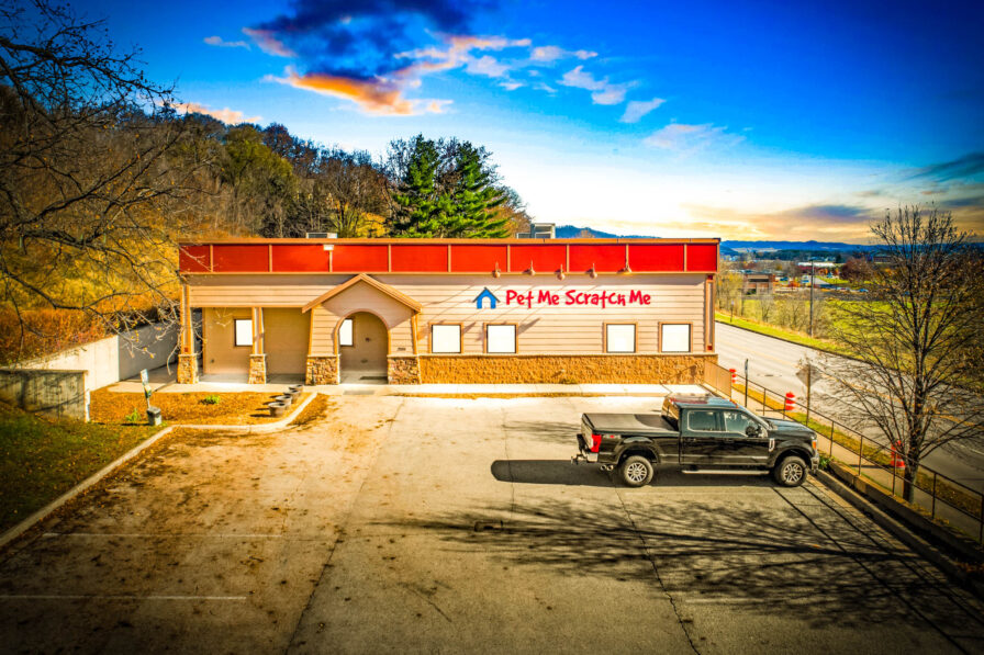 COVER-2551-E-Main-St-Onalaska-WI-11-1