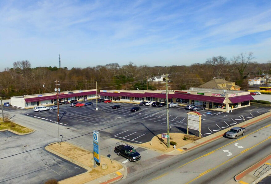 West Ave Plaza Shopping Center
