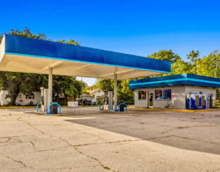 Owner User C-Store Property