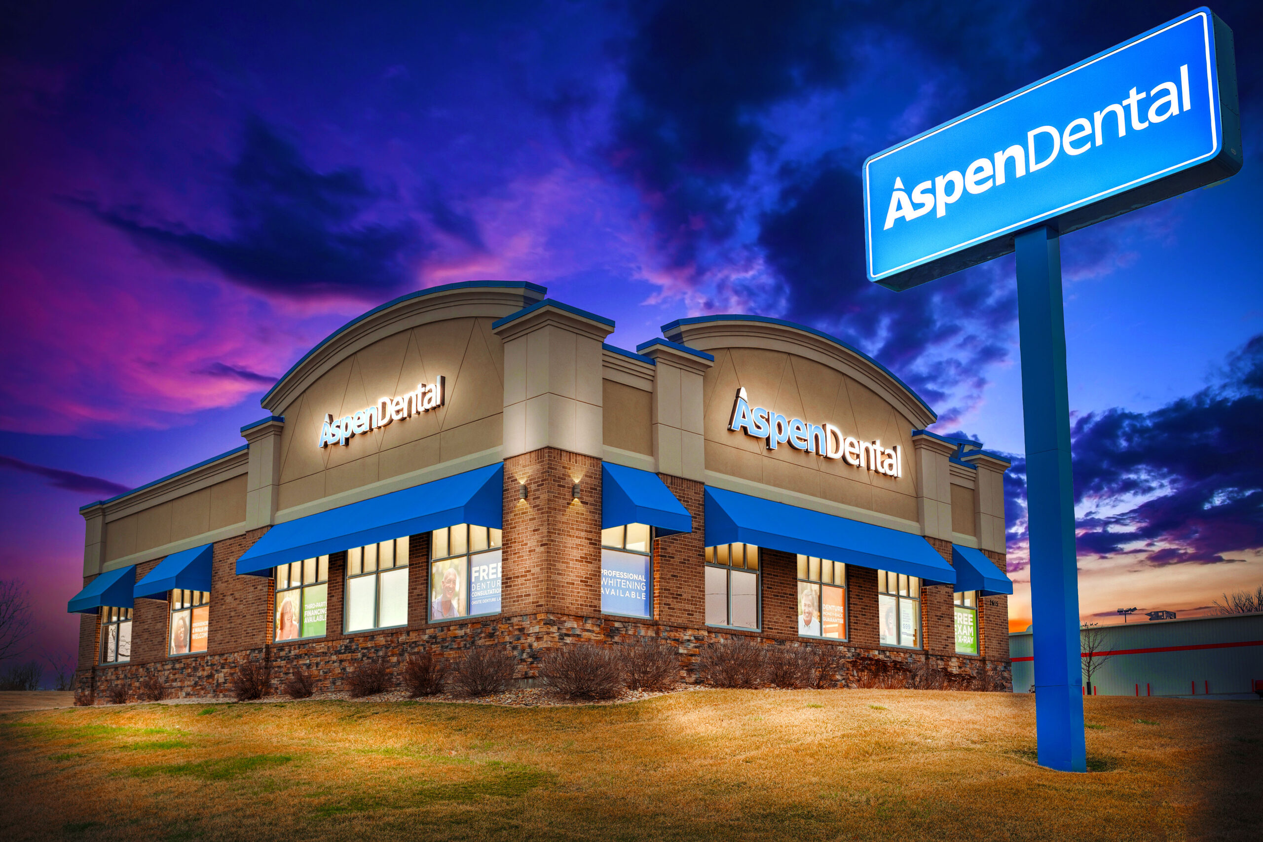 https://sandsig.com/wp-content/uploads/2025/01/AspenDental-Marshalltown-IA2-1-scaled.jpg