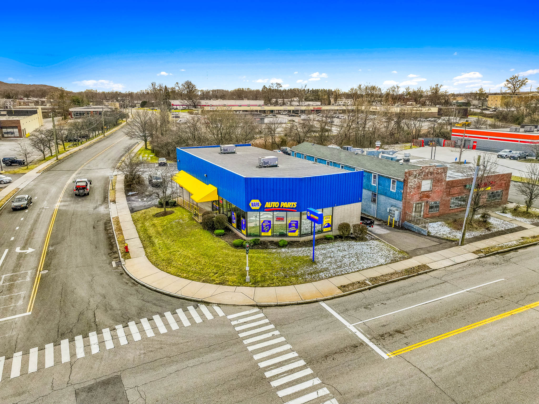 https://sandsig.com/wp-content/uploads/2025/01/Copy-of-COVER-985-New-Britain-Ave-West-Hartford-CT-21.jpg
