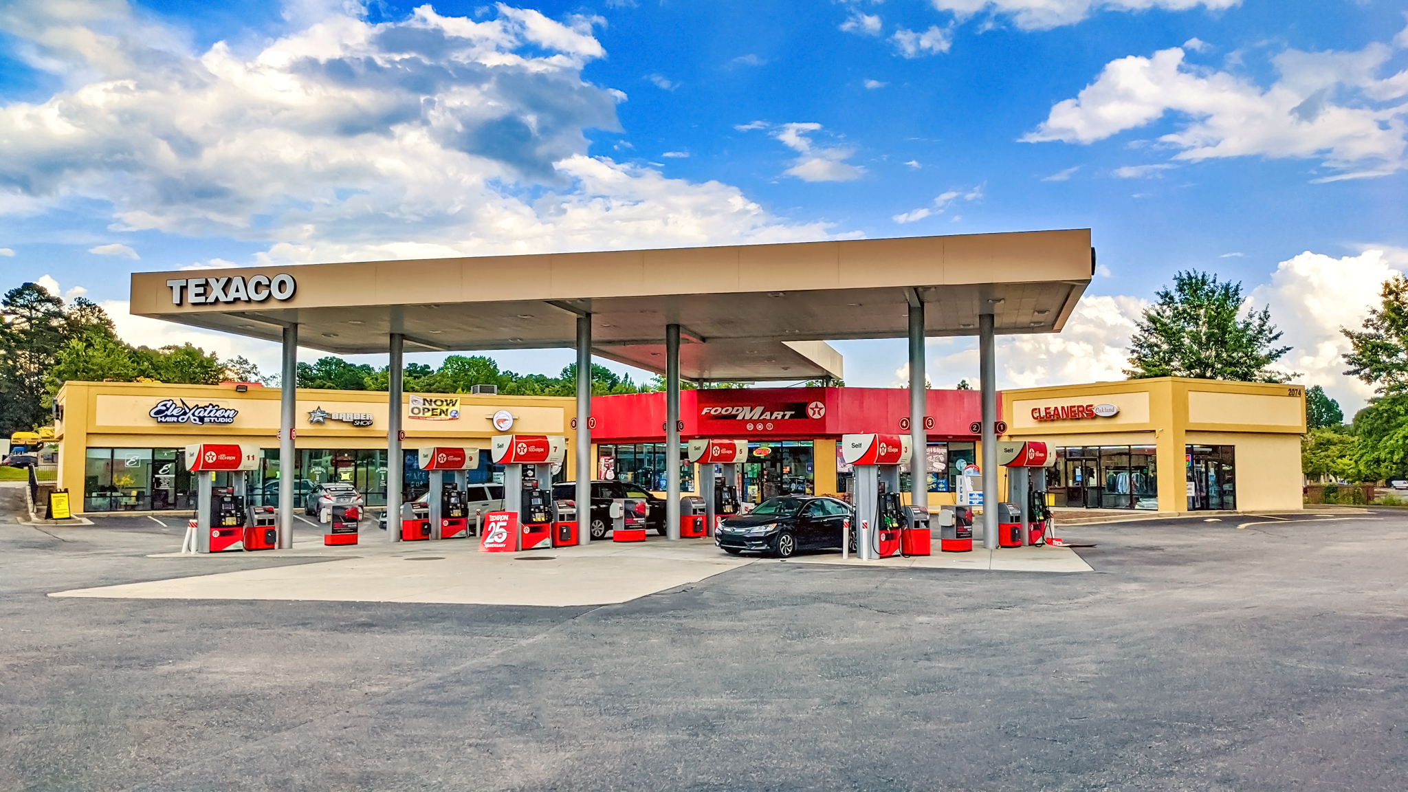 https://sandsig.com/wp-content/uploads/2025/01/Texaco-Strip-Lawrenceville-GA12.jpg