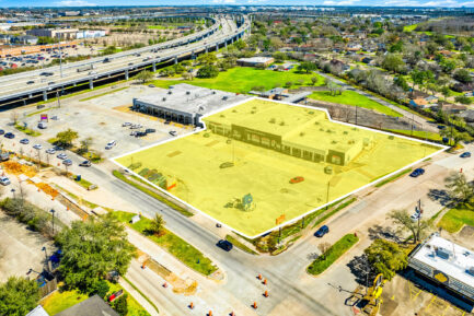 Sagemont Plaza Shopping Center
