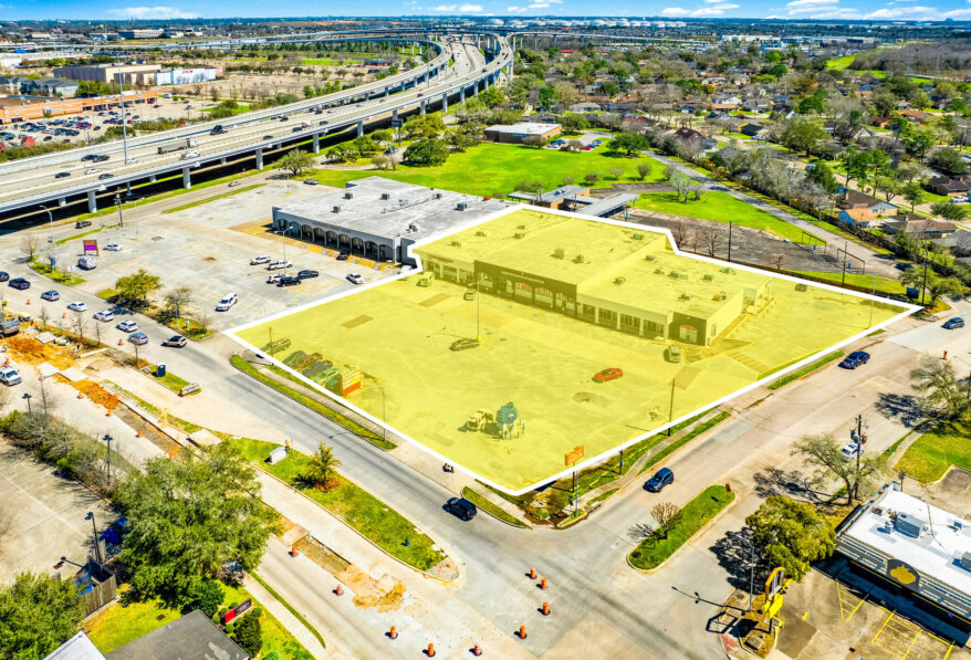 Sagemont Plaza Shopping Center