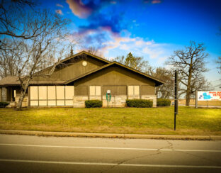 Blue River PetCare NN Property