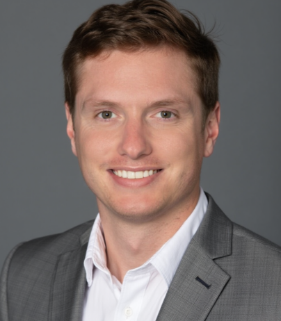 Thomas-Miller-Headshot-aspect-ratio-420-510