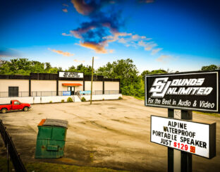Owner-User Retail Opportunity