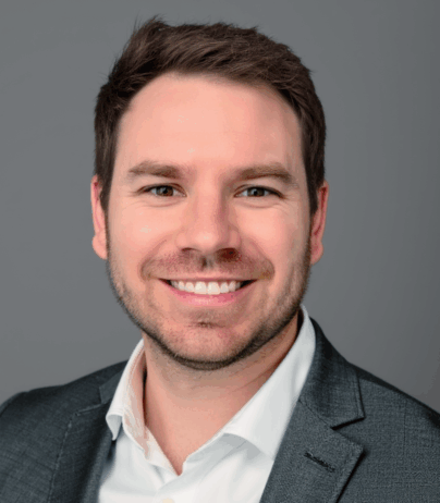Dan-Coyle-Headshot-NEW-aspect-ratio-420-510