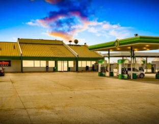 Dominator Travel Plaza Convenience Store