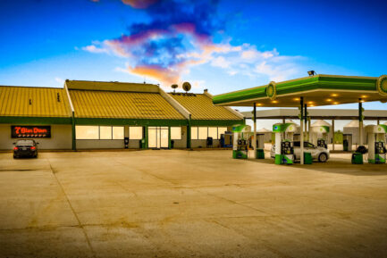 Dominator Travel Plaza Convenience Store