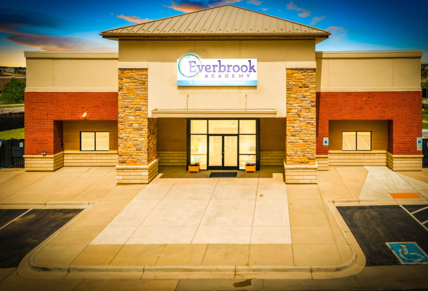 Everbrook Academy Absolute NNN