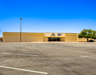 Sky Zone 2 Tenant Center NNN