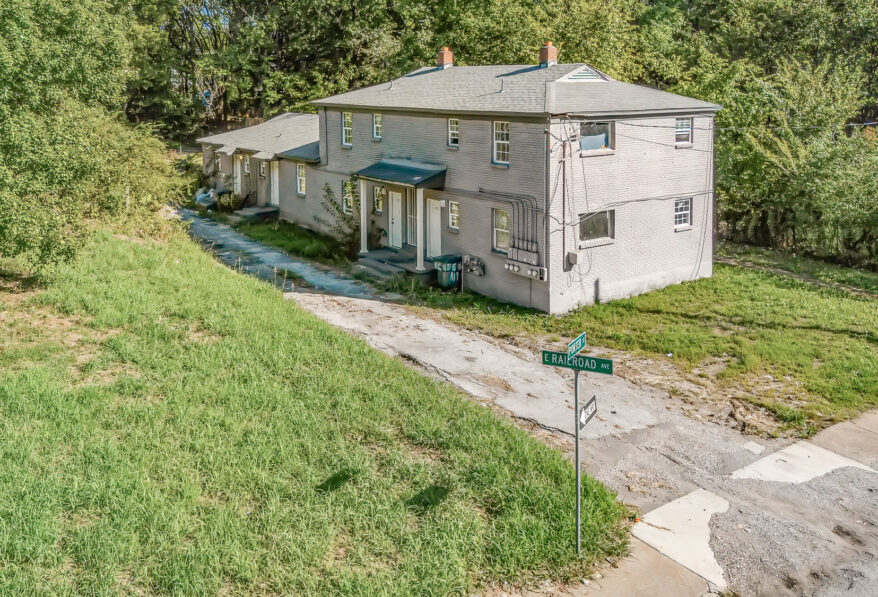6 Unit Apartment Multi-Family