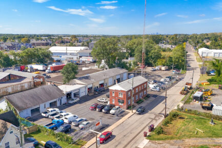 Small Bay Contractor Storage