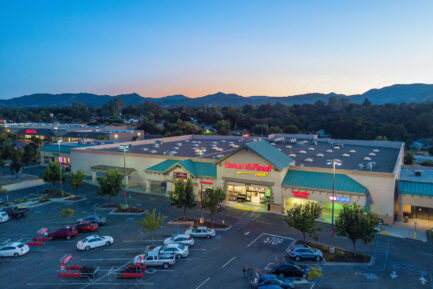 Smart & Final – Grocery