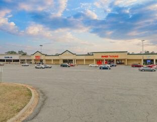 Blakely Corners Strip Center