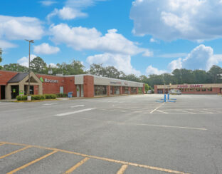 Hueytown Plaza Shopping Center