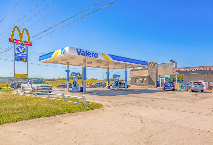 McDonald’s & Valero Gas Station Absolute NNN