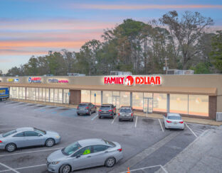 North Broadway Avenue Strip Center