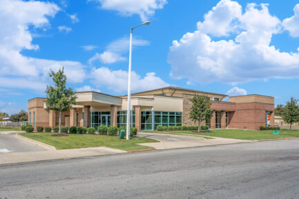 Delta Orthopaedics & Fenter Physical Therapy NNN