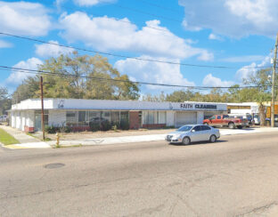 Storefront Retail on Pearl St