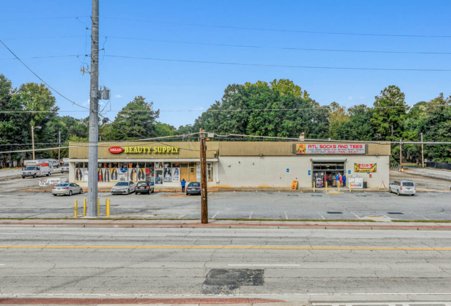 Glenwood Road Owner-User Opportunity