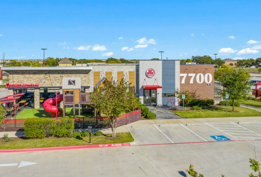 Hat Creek Burger Absolute NNN