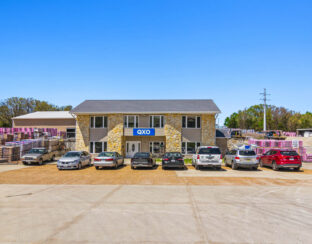 QXO (Beacon Roofing) NNN