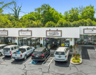 Summerhill Square Shopping Center