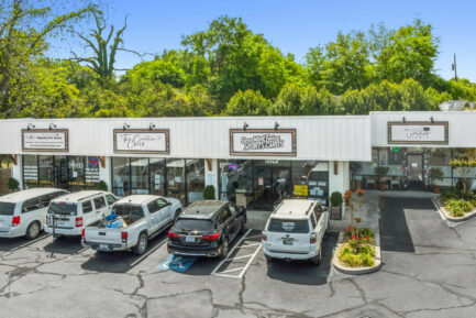 Summerhill Square Shopping Center