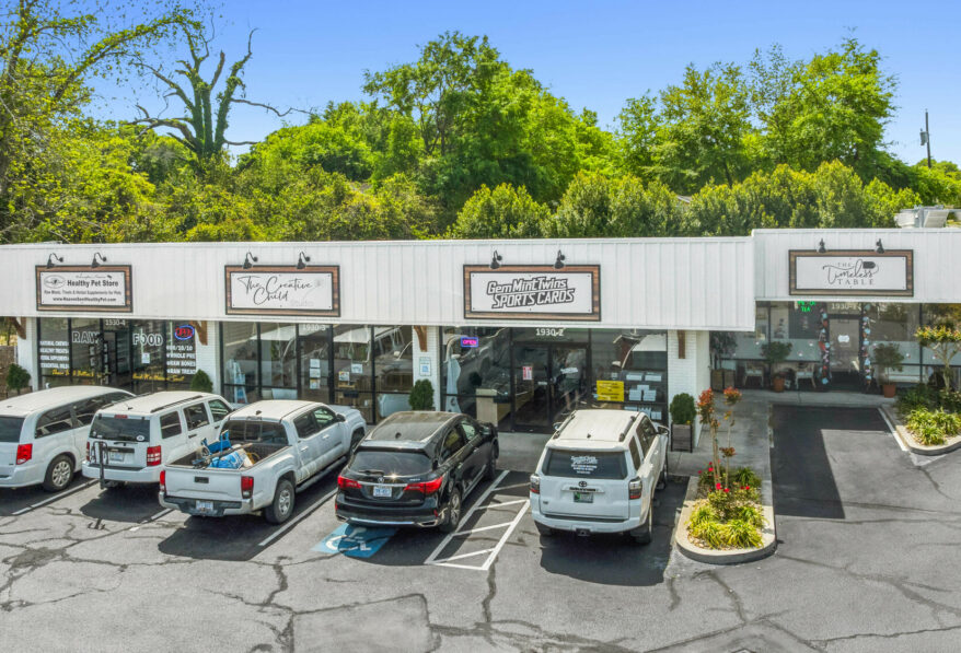 Summerhill Square Shopping Center