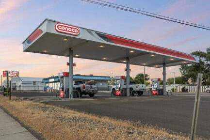 Conoco Gas Station & Store