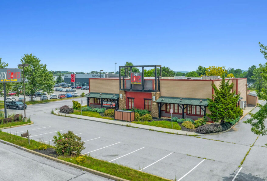 Vacant Smokey Bones Asset
