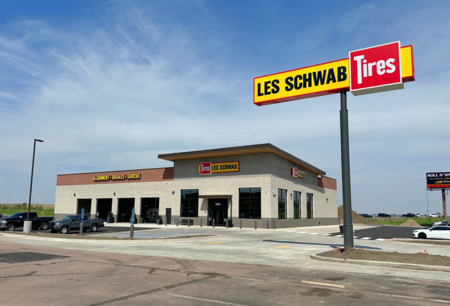 Les Schwab Tire Center Absolute NNN Ground lease