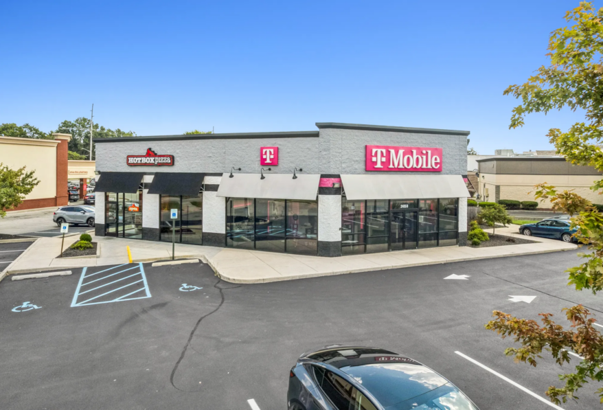T-Mobile & HotBox Pizza Asset