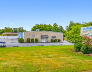Freestanding Auto Service Flex Building